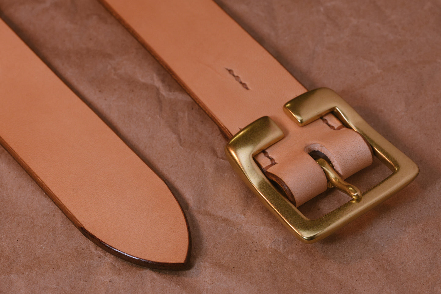 1 3/8" CENTER BAR BUCKLE BELT