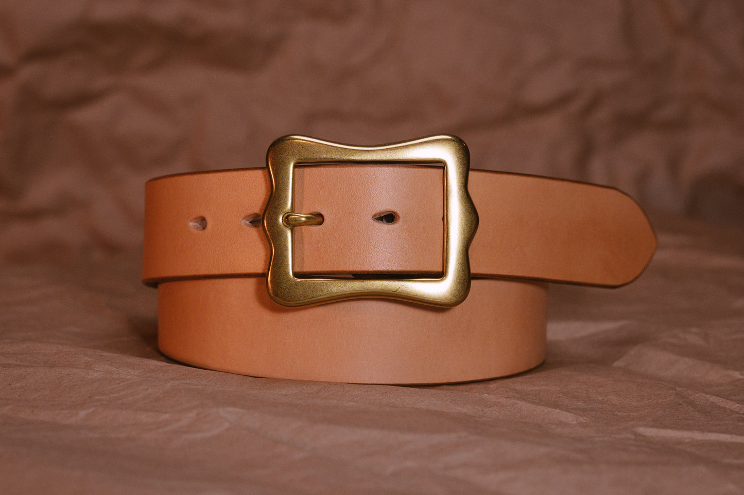 1 1/2" CENTER BAR BUCKLE BELT -- NATURAL